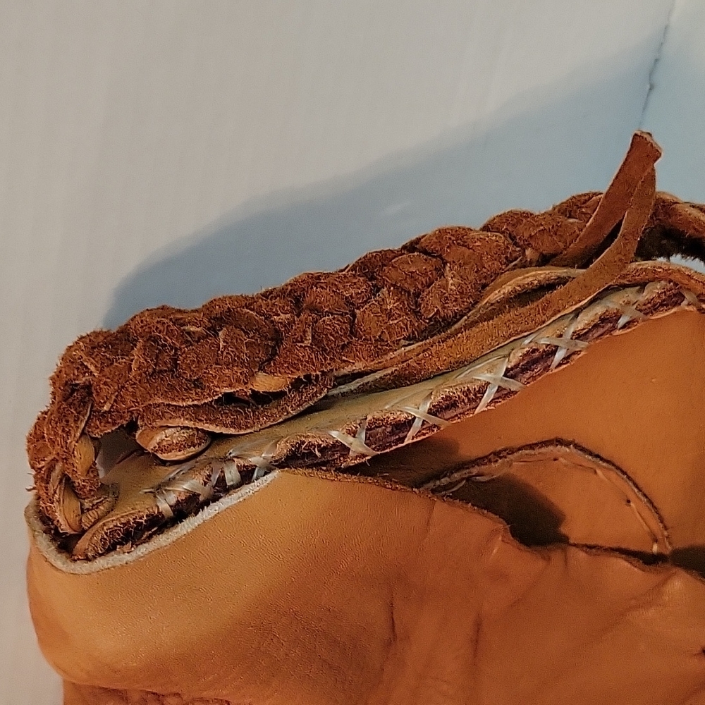 Old Native American style handmade leather purse - Picture 5 of 12